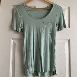 Short sleeve, pocket tee